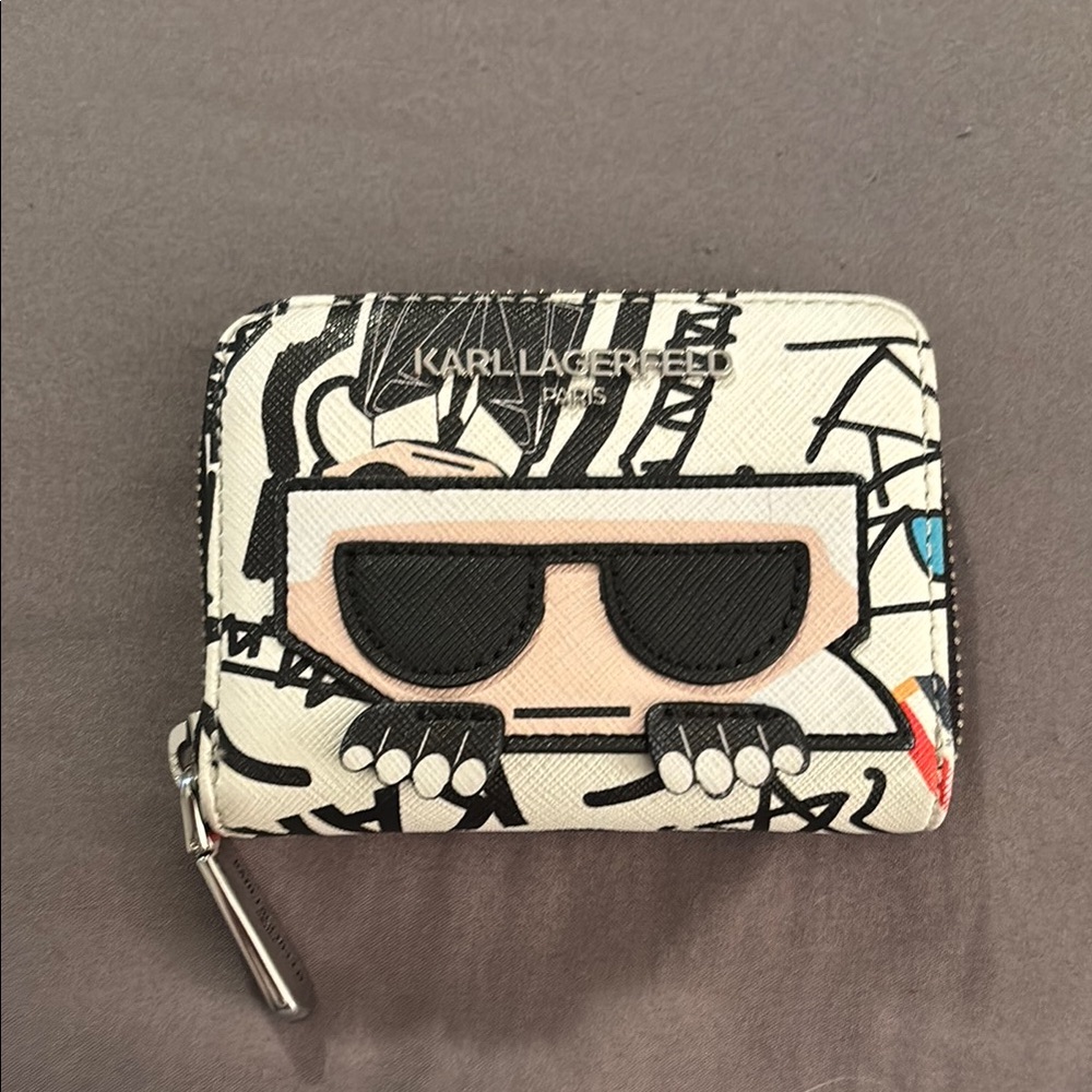 Karl Lagerfeld Graphic Card Wallet